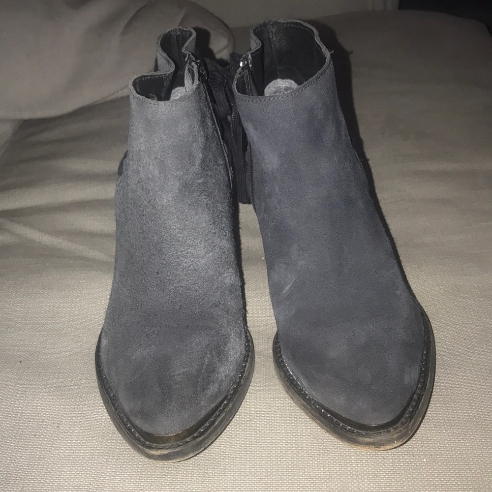 Suede booties - Picture 3 of 4